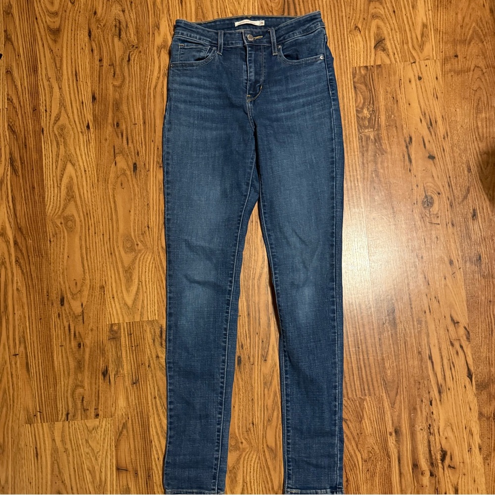 Levi jeans